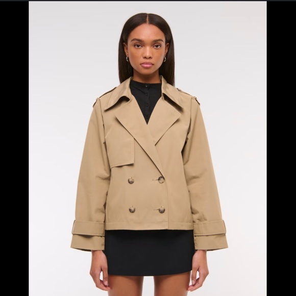 Abercrombie & Fitch Jackets & Blazers - NWT Abercrombie and Fitch Relaxed Short Trench Coat In Caramel Size S